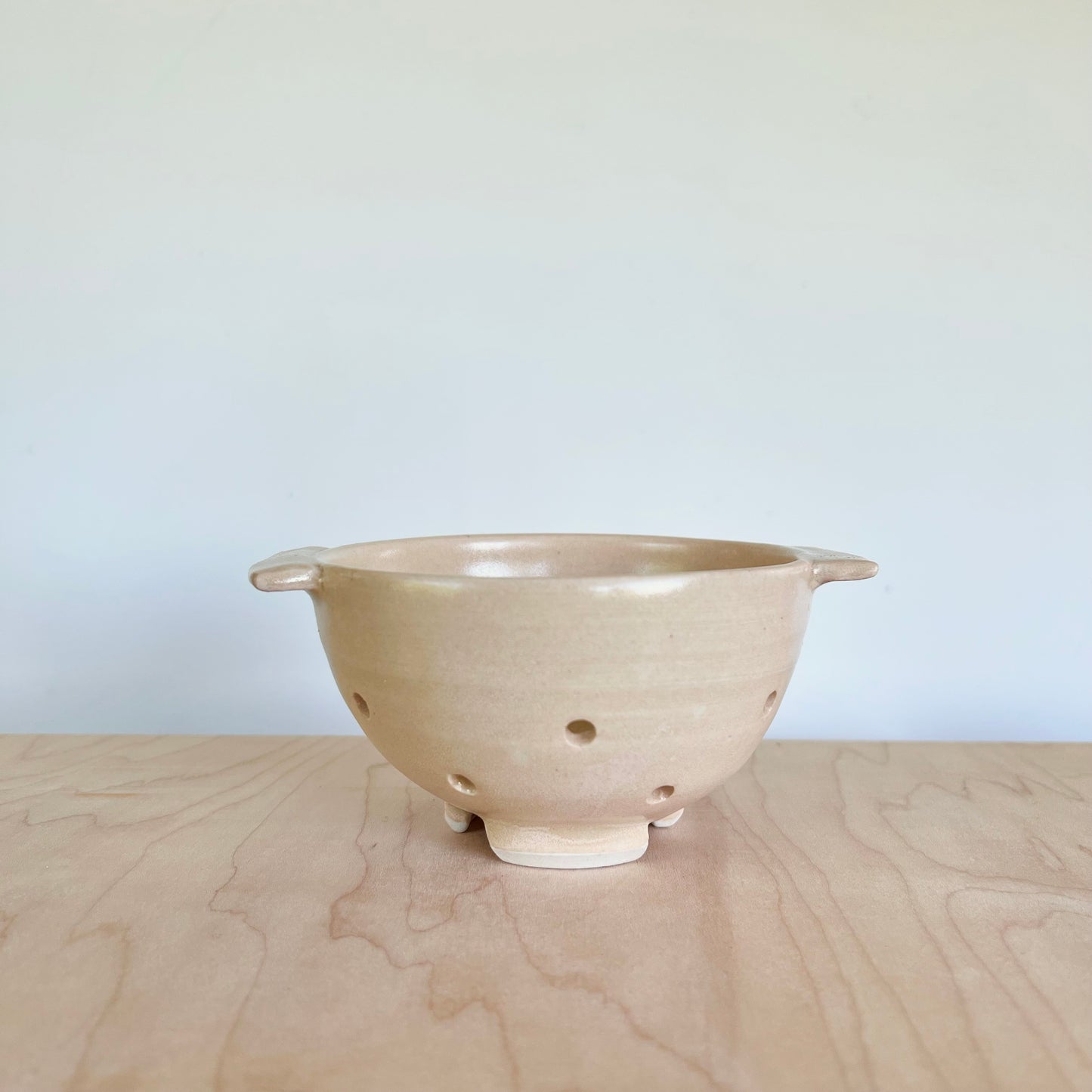 Berry Bowl in Apricot